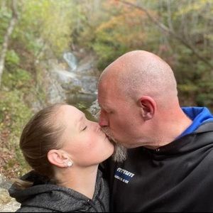 Meet your Posher, Bobby